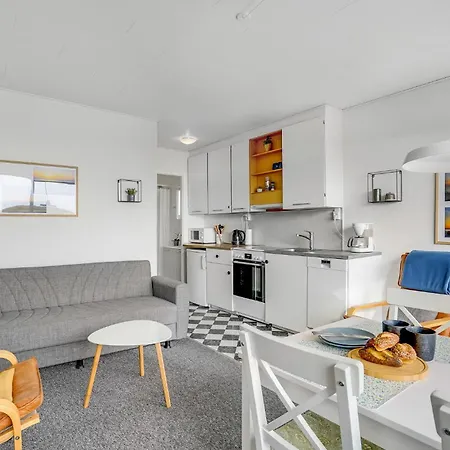 1 Bedroom Beautiful In Romo Apartamento