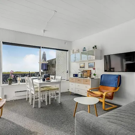 Apartamento 1 Bedroom Beautiful In Romo *